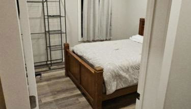 Modern 1BR Apartment in GREAT Location Unit 203 - Foto 5, wardrobe