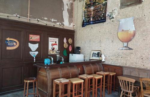 Grande maison familiale plein centre vieux Laval - Foto 5