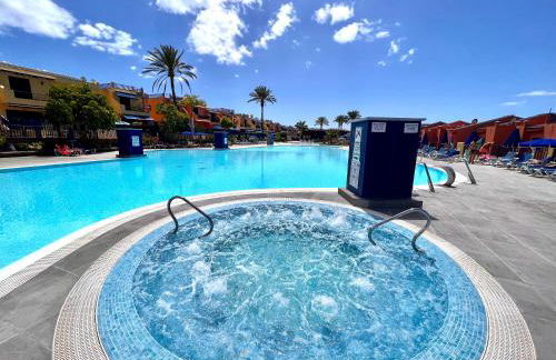 Beach and Golf Holiday Home with private jacuzzi - Foto 13