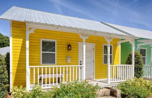 Updated Cottage in Heart of Town Park & Walk - Foto 20