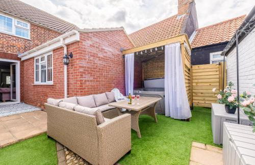 Winterton Sea Sanctuary, Hot Tub & Log Burner by the Dunes - Foto 69