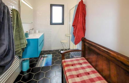 2 Bedroom Pet Friendly Home In Labeaume - Photo 15