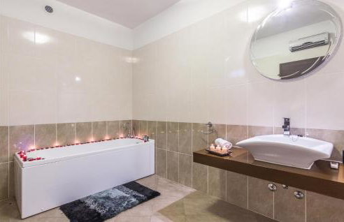 Gorgeous Home In Sumber With Sauna - Foto 72