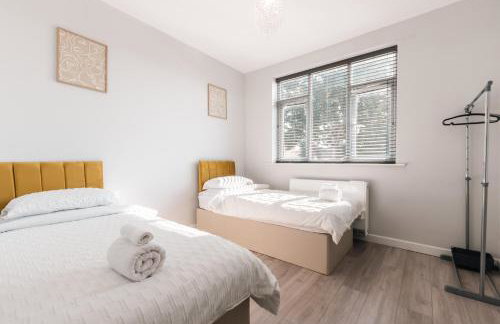 Central 2 Bed Apartment Perfect for Long and Short Stays - Foto 2