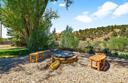 The Park Cabin at Mount Carmel Motel and RV Park - Foto 31