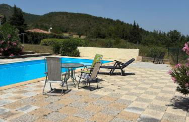 Vacation home with pool - Foto 25