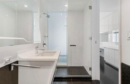 Financial District 1br w WD gym elevator NYC-1368 - Foto 11