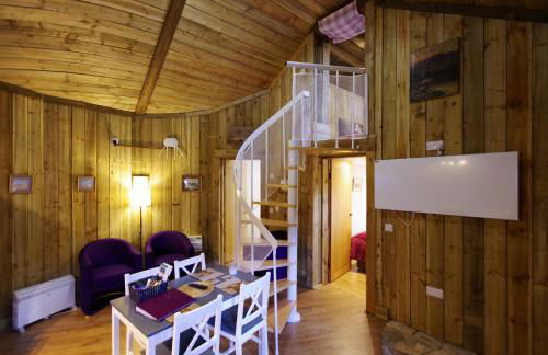 Fun holiday lodges in historic walled garden near Falkirk, Heart of Scotland Holidays - Foto 62