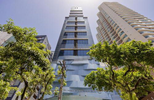 Stay Home Luxo - 1 min da praia do Gonzaga - Estrutura de hotel 4 estrelas - Piscina no Rooftop - Sauna - Academia com vista pro mar - Photo 1