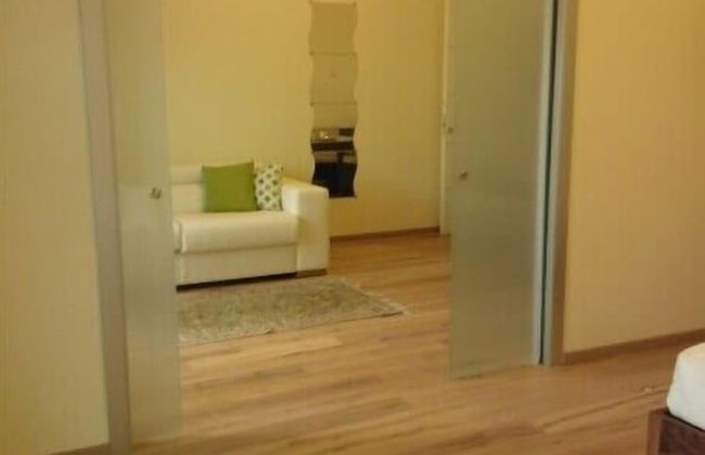 Demi's Home - Photo 7