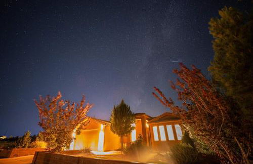 Luxury 3BR in Upscale Neighborhood Pet Friendly - Foto 6