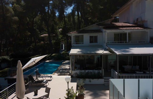 A Private Haven: Hera with Secluded Pool and Garden - Foto 21