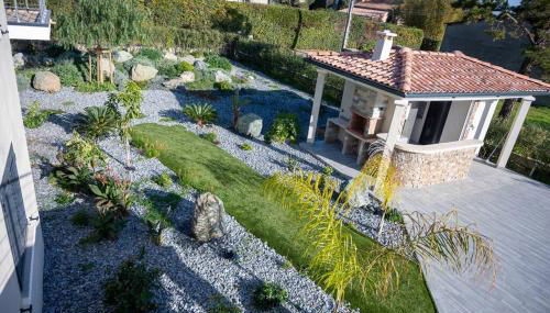 Rez de maison neuve Piscine WiFi Poolhouse en Pierre - Foto 4, Garden view