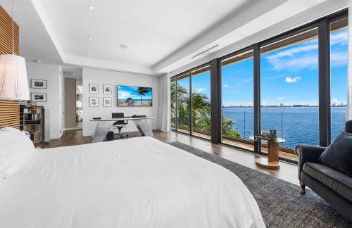 Best Bayfront View New construction w pool - Foto 41