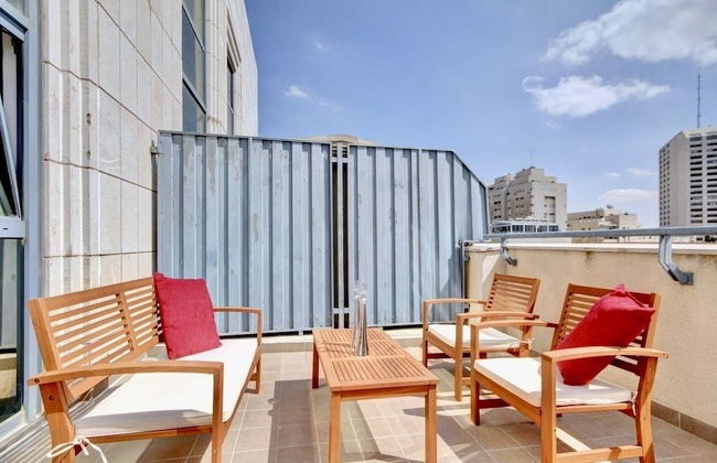 Peaceful Windows of Jerusalem - Foto 25