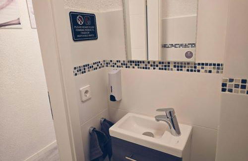 Familienfreundliche geräumige Design-Wohnung mit Balkon im Zentrum - APOLONIAliving - Foto 51