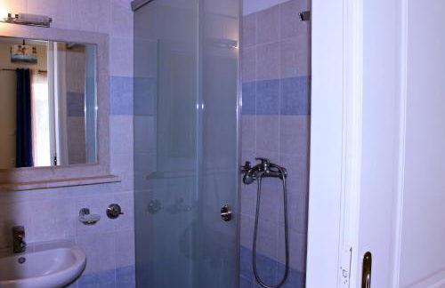 Koukounaries Apartments Limni - Photo 27