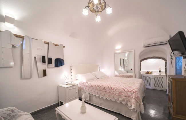 Santorini Paradise - Photo 25