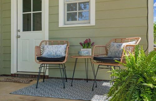 Single Story Fire Pit Updated Close to Downtown - Foto 10