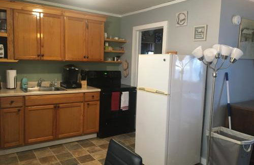 Home Away From Home, Recently Renovated - Foto 10