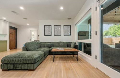 Lake Balboa Hideaway - Photo 49