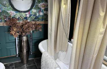 Selene Unique Luxury Houseboat Experience - Foto 9