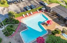 Beachfront Condo with Pool a Summer Escape for 6 - Foto 32