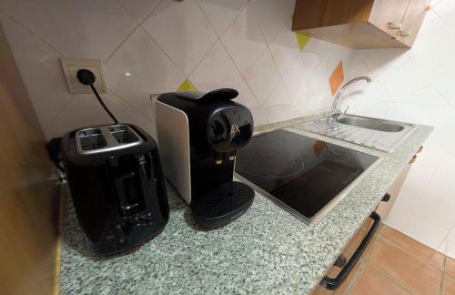 Apartamento con acceso independiente, a un paso de Granada, tranquilidad y comodidad - Photo 10