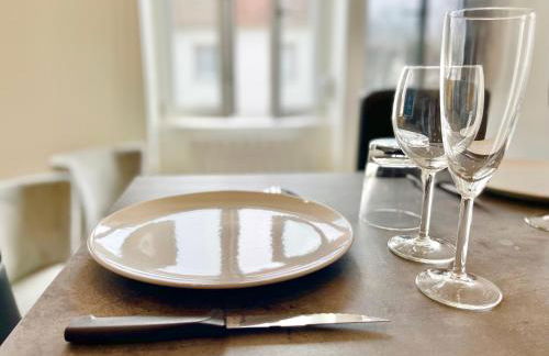 COLMAR - Appartements Deluxe - Lumineux - Stationnement Gratuit et Facile dans la rue - Foto 14