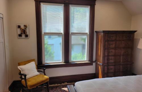 The Glarum House - Gorgeous Historic Home & AC! - Foto 38