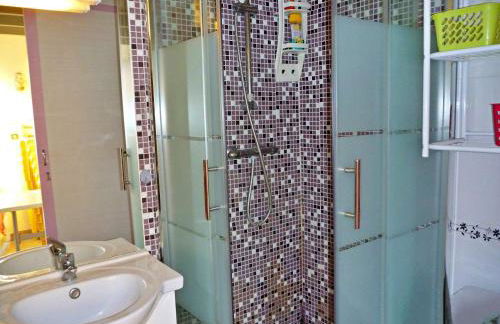 Charmante Maisonnette avec Piscine près de la Plage, Parking, et Animaux Acceptés - FR-1-387-103 - Photo 8