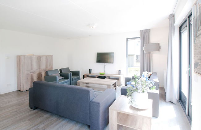 6 bedroom House in Tholen with terrace - Photo 6