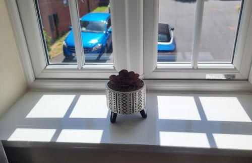 The Silverstone House. Comfort, Convenience and no hassle at the doorstep of Silverstone Race Circuit. - Photo 45