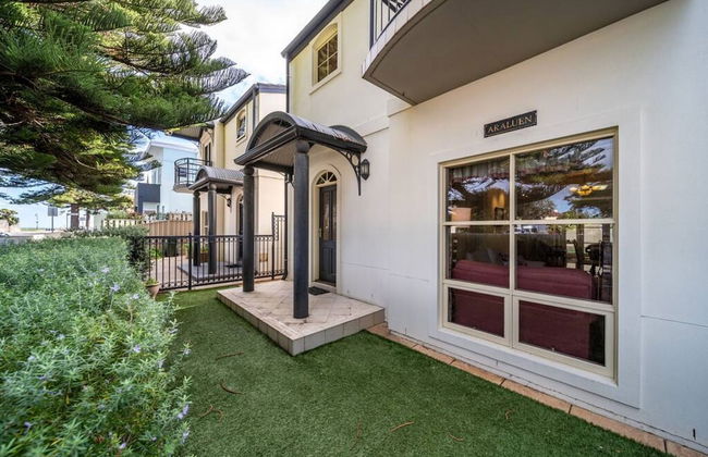 Glenelg Beach Stylish 2 Story Townhouse Sea View - Foto 35