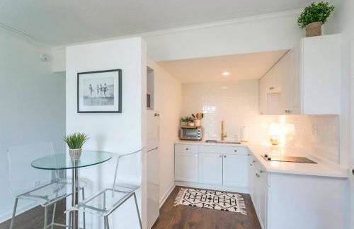 Home to the Stars on Music Row with Pool and Free Parking - Foto 11