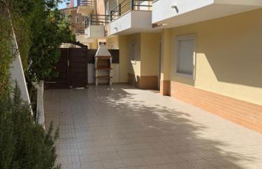 Sleep & Surf Ericeira - Portugal - Foto 7