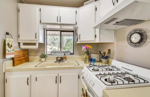 La Grange Home with Covered Patio and Gas Grill! - Foto 8