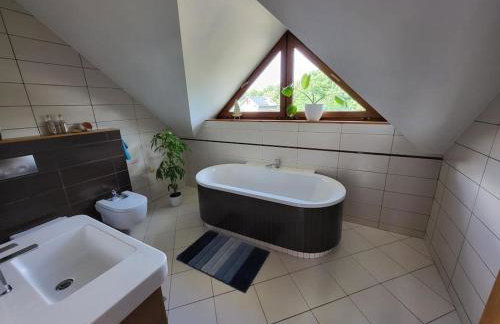 Dom na prerii w mieście - Foto 10