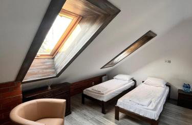 Dwór Sulejów - Photo 49