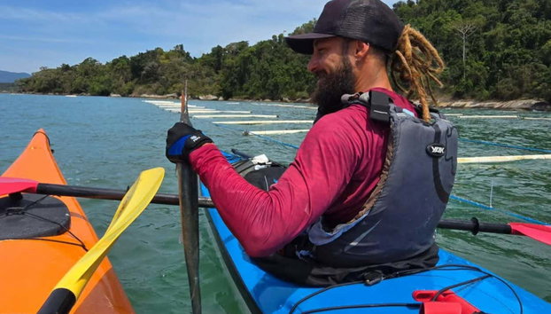 Paraty Bay Kayak Tour - Foto 4, Admire the Paraty coastline from a kayak