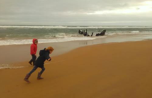 Berryhill East Steading - 3 bedroom 2 bathroom self-catering - sleeps 6 - Private off-road parking - Yard & Shed - Suit Contractors - Peterhead 1 mile - Newly Refurbished - Underfloor Heating - Drying Room - Golf Driving Range - Cafe - Extensive Footpaths - Foto 18