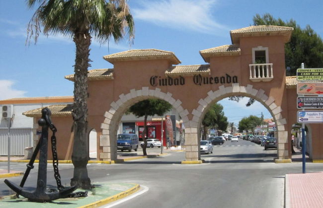 Modern Villa in Rojales with Hot Tub & Private Pool - Foto 40