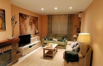 Ideal FAMILIAS hasta 15 Personas en San Martín de Valdeiglesias Madrid - Foto 3