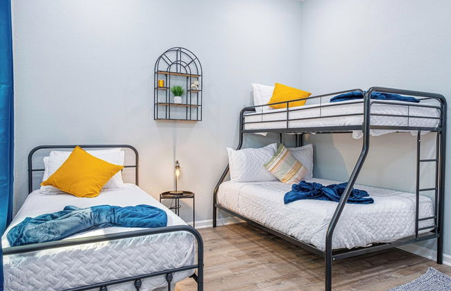 Comfort and Style 4br/3ba Near Riverwalk and Dtown - Foto 16