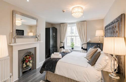 Hexham Town Centre, Market Place View - Photo 4