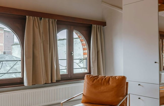 Charming Mansion in Vibrant Antwerp - Photo 33