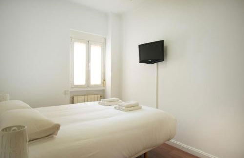 Bright and Wide apartment - Avenida de America - Foto 16