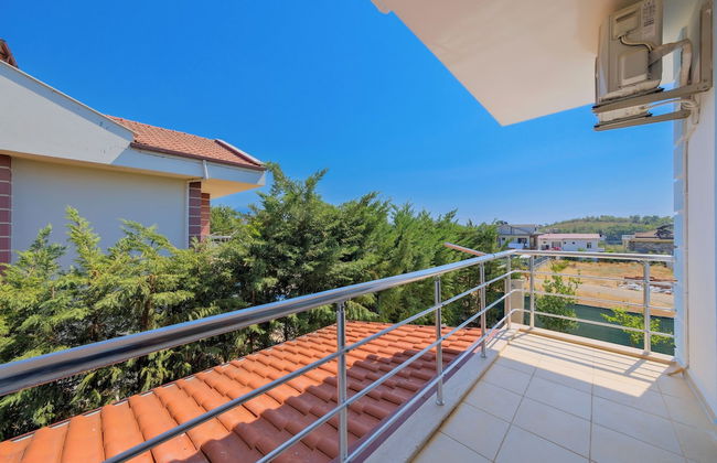 Talia deniz manzaralı 4 odalı lüks Villa - Foto 15