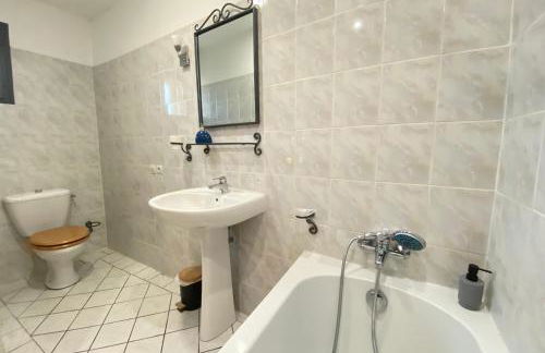 84B3 - Freesia suite in 18th century Provencal farmhouse - Foto 22