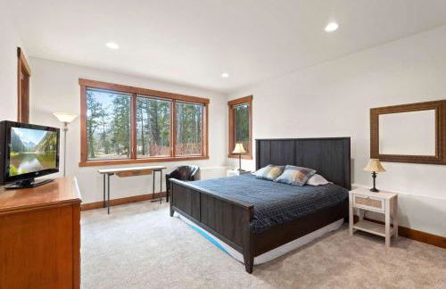 34 Acre Escape Games Hiking Pool Table Bicycles - Foto 31